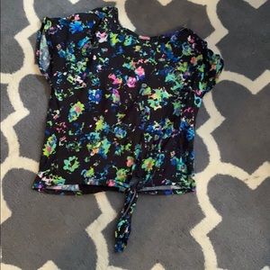 Shirt sleeve colorful shirt